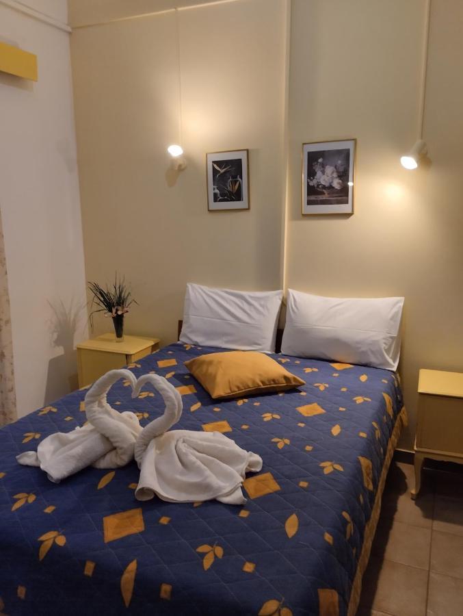 Pantheon Hotel Kamena Vourla Bagian luar foto